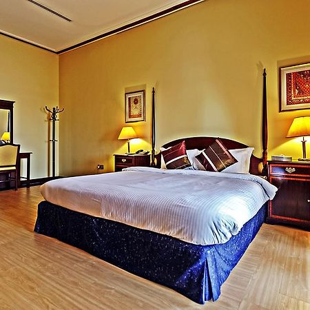 Cassells Ghantoot Hotel & Resort Екстериор снимка
