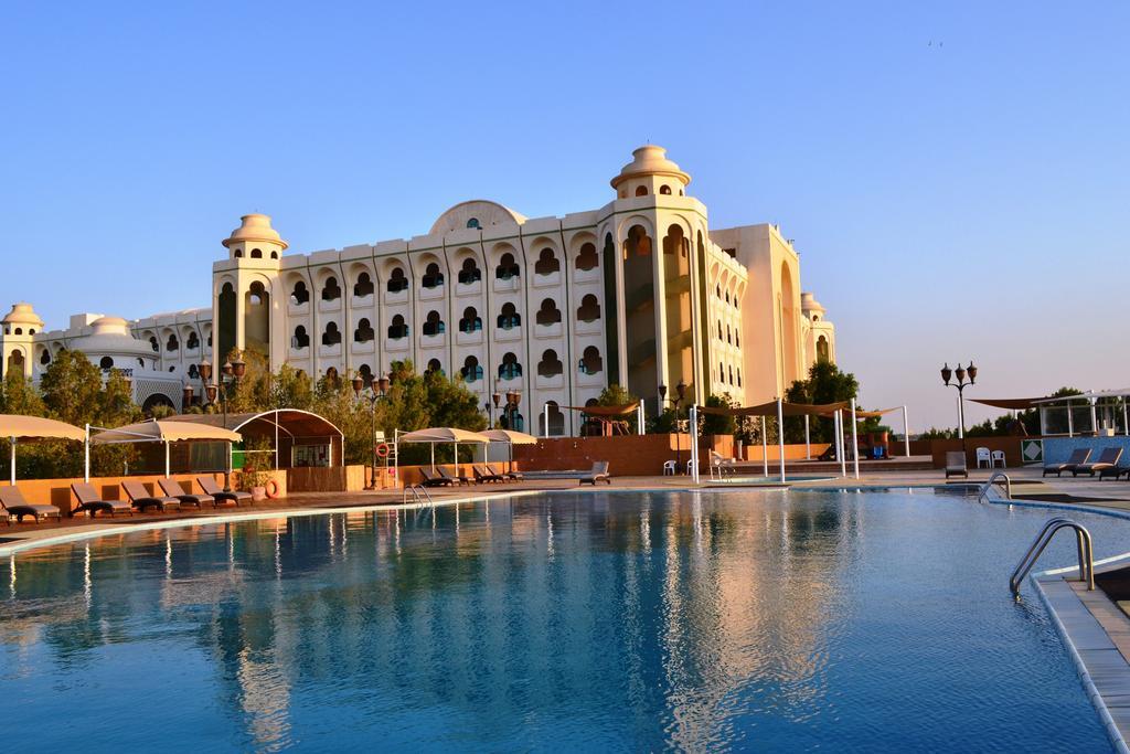 Cassells Ghantoot Hotel & Resort Екстериор снимка